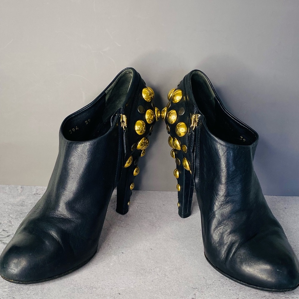 Gucci Babouska Studded Ankle Boots (Size 39)   Black leather with Gold Studs - Picture 9 of 15
